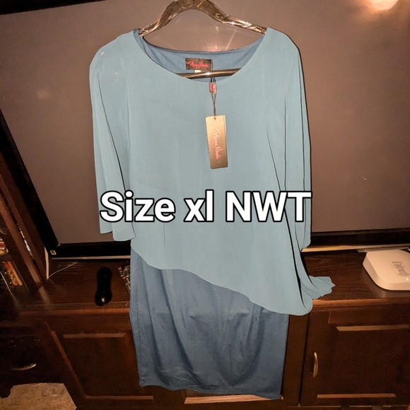 Dresses - Picture 9 of 13